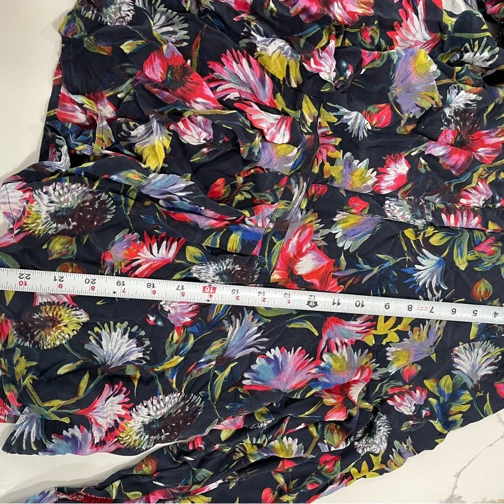 J CREW FLORAL SILK‎ BLOUSE M